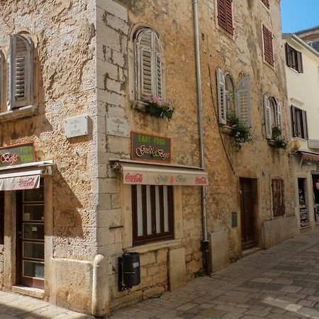 Arbel Apartments Πόρετς Εξωτερικό φωτογραφία