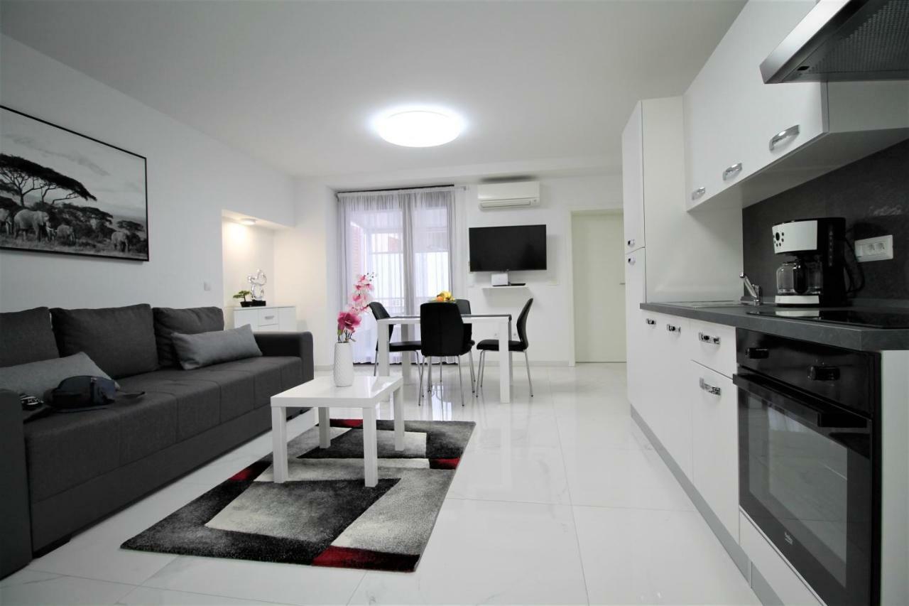 Arbel Apartments Πόρετς Εξωτερικό φωτογραφία