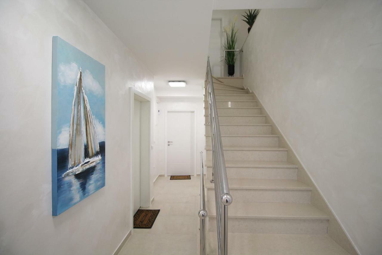 Arbel Apartments Πόρετς Εξωτερικό φωτογραφία