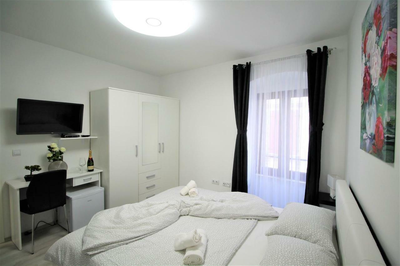 Arbel Apartments Πόρετς Εξωτερικό φωτογραφία